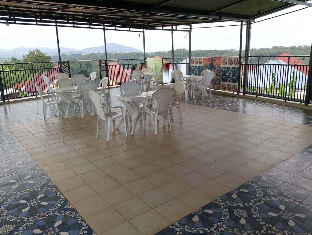Upper Floor Lounge